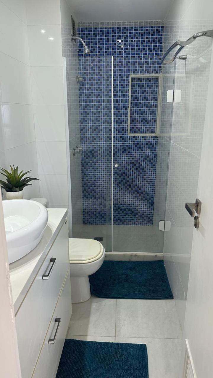 Apartamento Lindo Apto No Lugar Da Barra Da Tijuca! Com Uma Vista De Tirar O Folego, Frente O Mar! Totalmente Equipado E Decorado Ao Lado Dos Melhores E Quiosques Da Barra! Portaria 24h, Piscina, Sauna, Jacuzzi, Academia, Garagem, Wi-fi, Lavan *