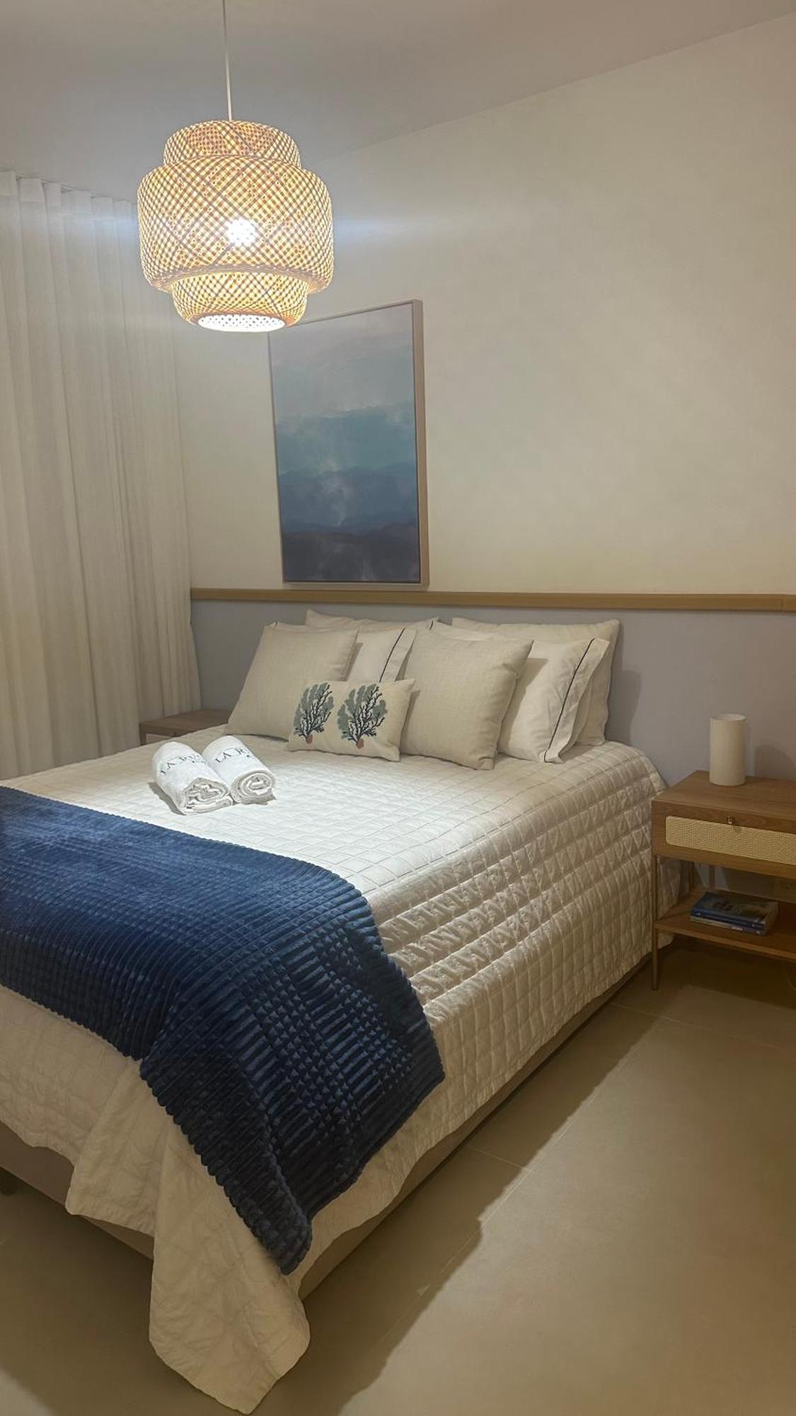 Lindo Apto No Lugar Da Barra Da Tijuca! Com Uma Vista De Tirar O Folego, Frente O Mar! Totalmente Equipado E Decorado Ao Lado Dos Melhores E Quiosques Da Barra! Portaria 24h, Piscina, Sauna, Jacuzzi, Academia, Garagem, Wi-fi, Lavan Apartamento