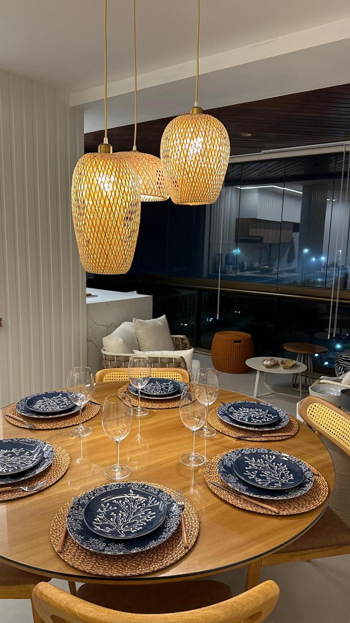 Lindo Apto No Lugar Da Barra Da Tijuca! Com Uma Vista De Tirar O Folego, Frente O Mar! Totalmente Equipado E Decorado Ao Lado Dos Melhores E Quiosques Da Barra! Portaria 24h, Piscina, Sauna, Jacuzzi, Academia, Garagem, Wi-fi, Lavan Apartamento Rio de Janeiro