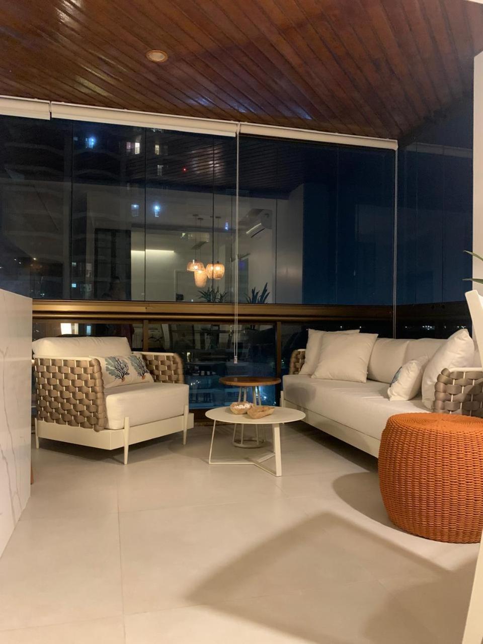 Lindo Apto No Lugar Da Barra Da Tijuca! Com Uma Vista De Tirar O Folego, Frente O Mar! Totalmente Equipado E Decorado Ao Lado Dos Melhores E Quiosques Da Barra! Portaria 24h, Piscina, Sauna, Jacuzzi, Academia, Garagem, Wi-fi, Lavan Río de Janeiro