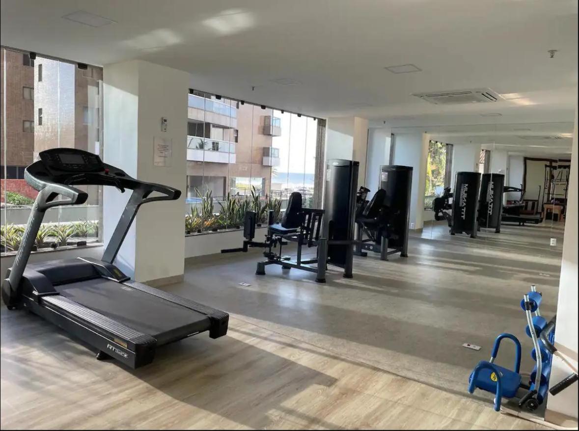 Apartamento Lindo Apto No Lugar Da Barra Da Tijuca! Com Uma Vista De Tirar O Folego, Frente O Mar! Totalmente Equipado E Decorado Ao Lado Dos Melhores E Quiosques Da Barra! Portaria 24h, Piscina, Sauna, Jacuzzi, Academia, Garagem, Wi-fi, Lavan